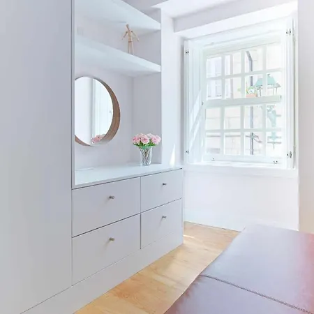 Downtown Charming - Castelo