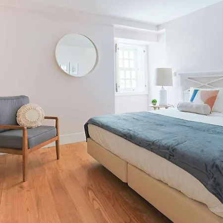 Downtown Charming - Castelo * 샤베스